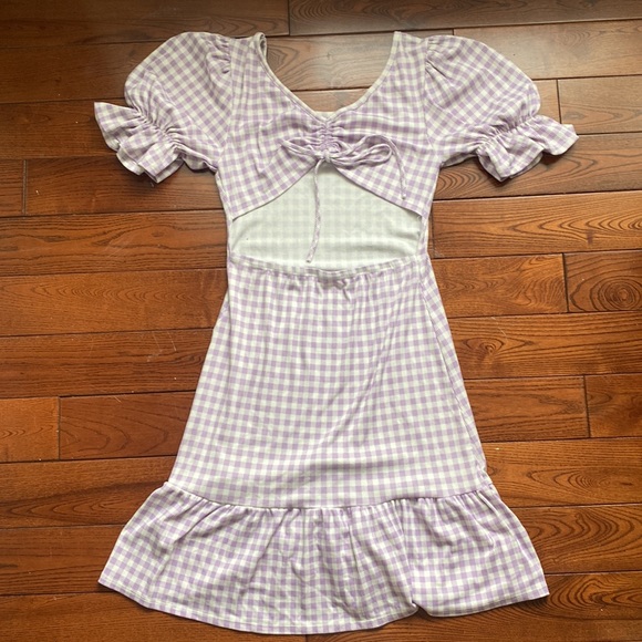 Caution to the Wind Dress - Picture 2 of 3